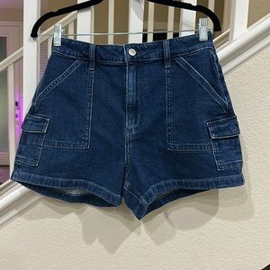 Hollister Mom Shorts Size 5(New)